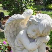 angel statue at memorial gardens Gold Coast